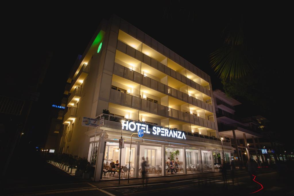 Hotel Speranza Lido di Jesolo Exteriör bild